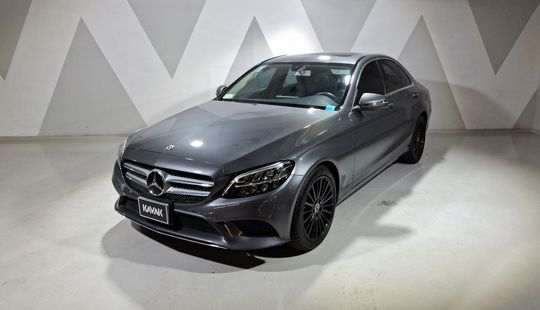 Mercedes Benz • Clase C