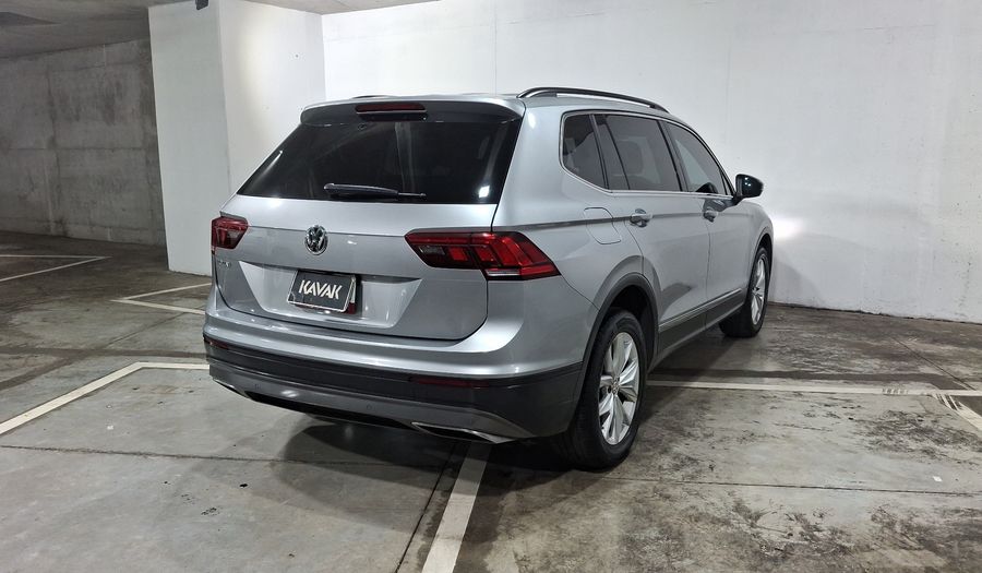 Volkswagen Tiguan 1.4 COMFORTLINE 3 FILA DCT Suv 2020