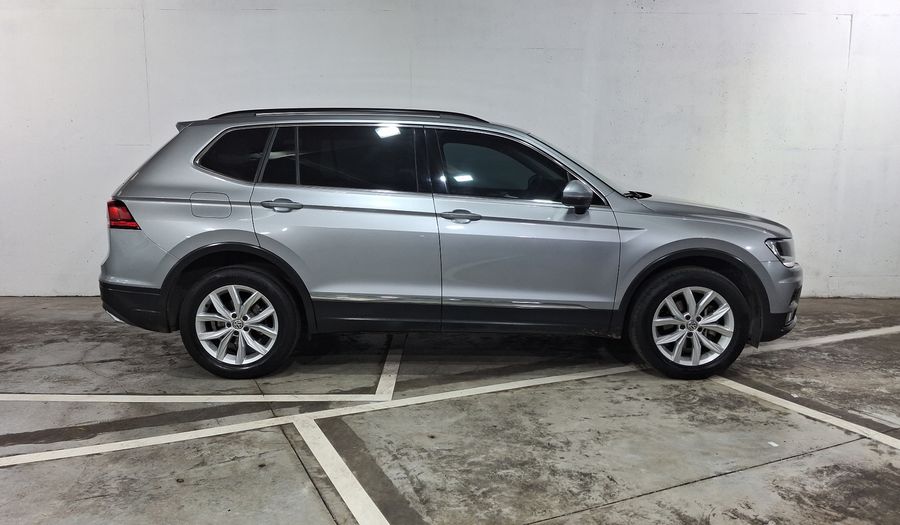 Volkswagen Tiguan 1.4 COMFORTLINE 3 FILA DCT Suv 2020