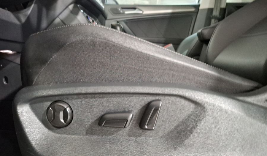 Volkswagen Tiguan 1.4 COMFORTLINE 3 FILA DCT Suv 2020