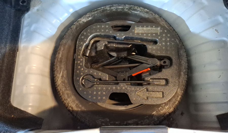 Nissan March 1.6 SENSE AUTO Hatchback 2018
