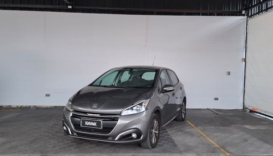 Peugeot • 208