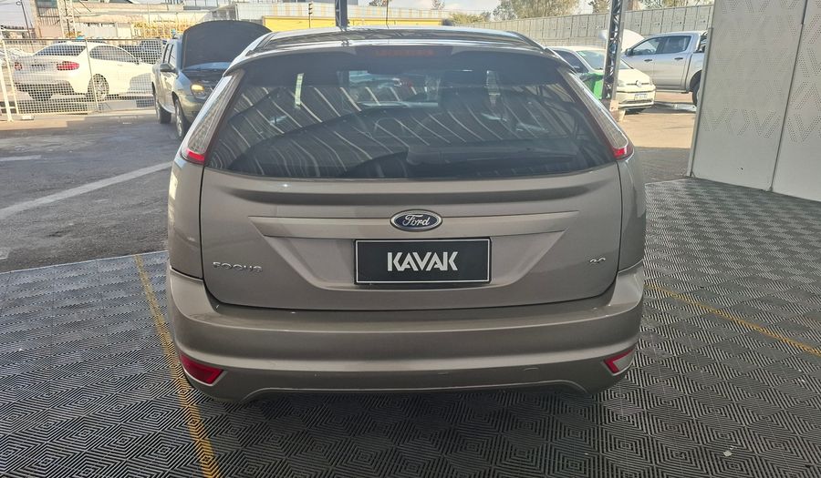 Ford Focus 2.0L TREND PLUS Hatchback 2009