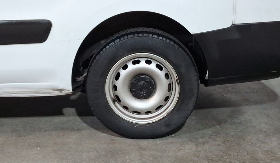 Peugeot Partner 1.6 HDI MAXI DIESEL 5P MT Van 2019