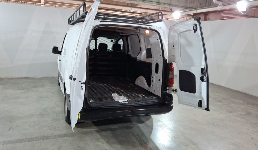 Peugeot Partner 1.6 HDI MAXI DIESEL 5P MT Van 2019