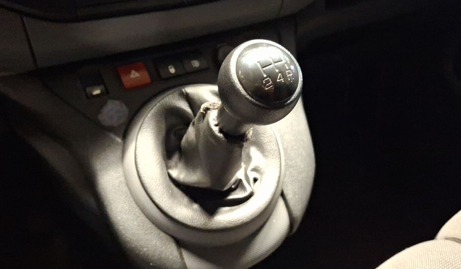 Peugeot Partner 1.6 HDI MAXI DIESEL 5P MT Van 2019
