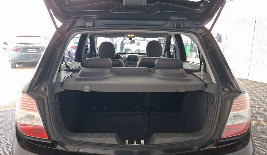 Chevrolet Agile 1.4 8V LT Hatchback 2011