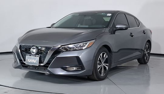 Nissan • Sentra