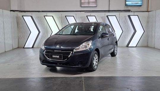 Peugeot • 208