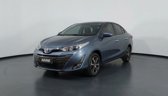 Toyota • Yaris