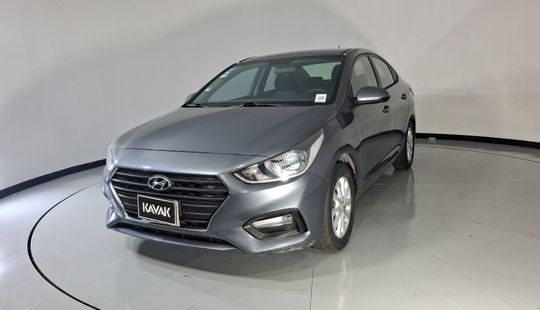 Hyundai • Accent