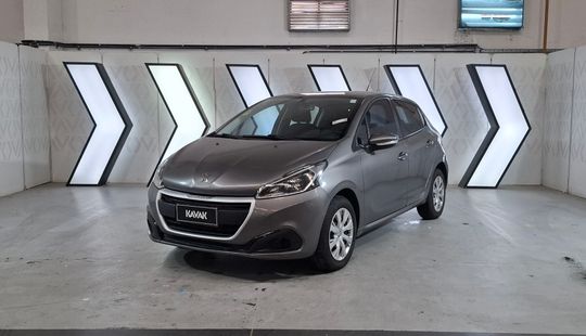 Peugeot • 208