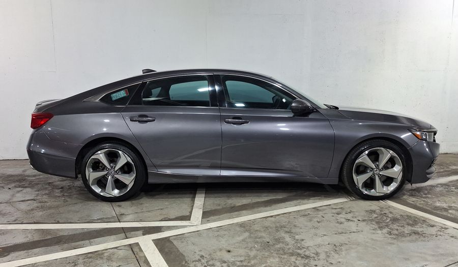 Honda Accord 2.0 TOURING AUTO Sedan 2018