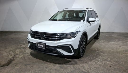 Volkswagen • Tiguan