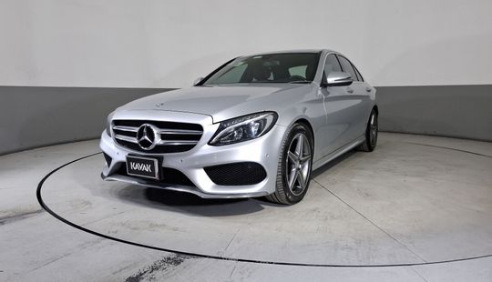 Mercedes Benz • Clase C