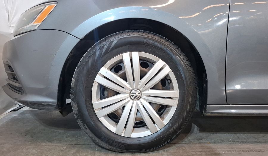 Volkswagen Jetta 2.0 MT Sedan 2018
