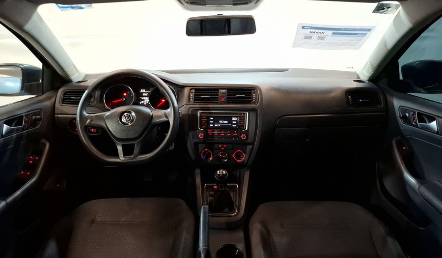 Volkswagen Jetta 2.0 MT Sedan 2018