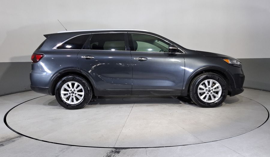 Kia Sorento 2.4 LX AUTO Suv 2020