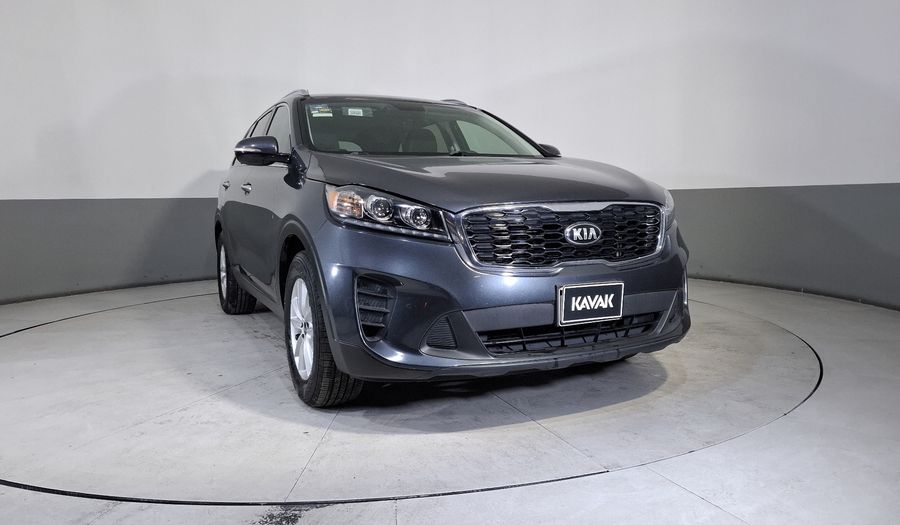 Kia Sorento 2.4 LX AUTO Suv 2020