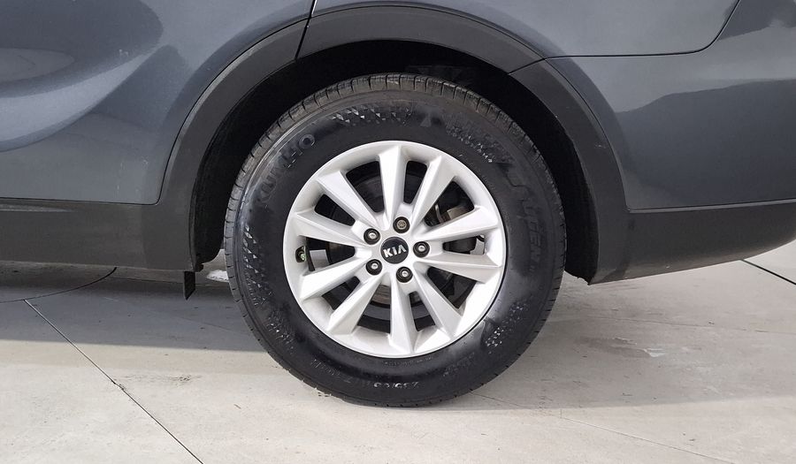 Kia Sorento 2.4 LX AUTO Suv 2020