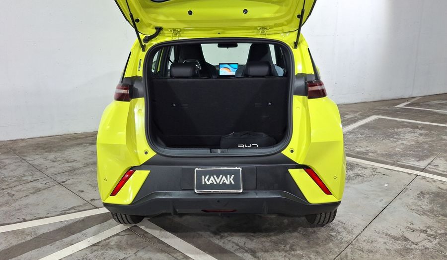 Byd Dolphin Mini BEV 38KWH PLUS AUTO Hatchback 2025