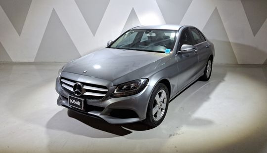 Mercedes Benz • Clase C