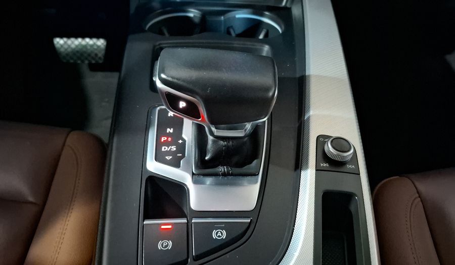 Audi A4 2.0 MHEV 40 TFSI SELECT DCT Sedan 2021