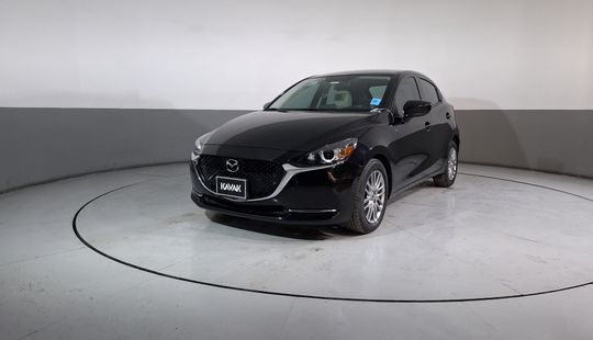 Mazda • Mazda 2