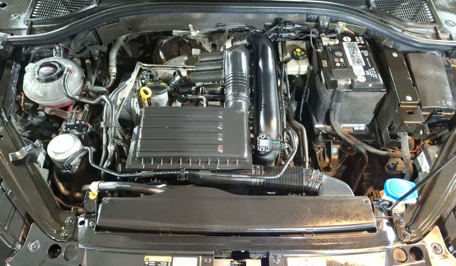 Volkswagen Jetta 1.4 COMFORTLINE AUTO Sedan 2022