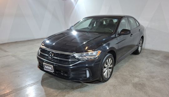 Volkswagen • Jetta