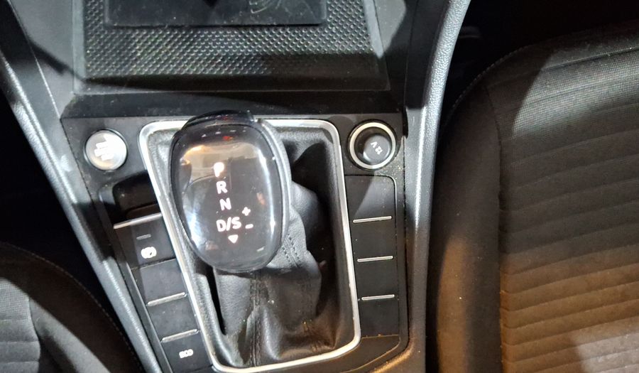 Volkswagen Jetta 1.4 COMFORTLINE AUTO Sedan 2022