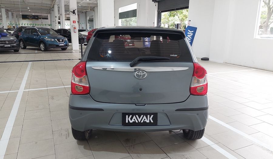 Toyota Etios 1.5 T-FLEX XLS Hatchback 2013