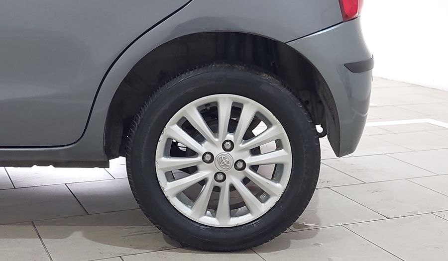 Toyota Etios 1.5 T-FLEX XLS Hatchback 2013