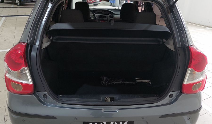 Toyota Etios 1.5 T-FLEX XLS Hatchback 2013
