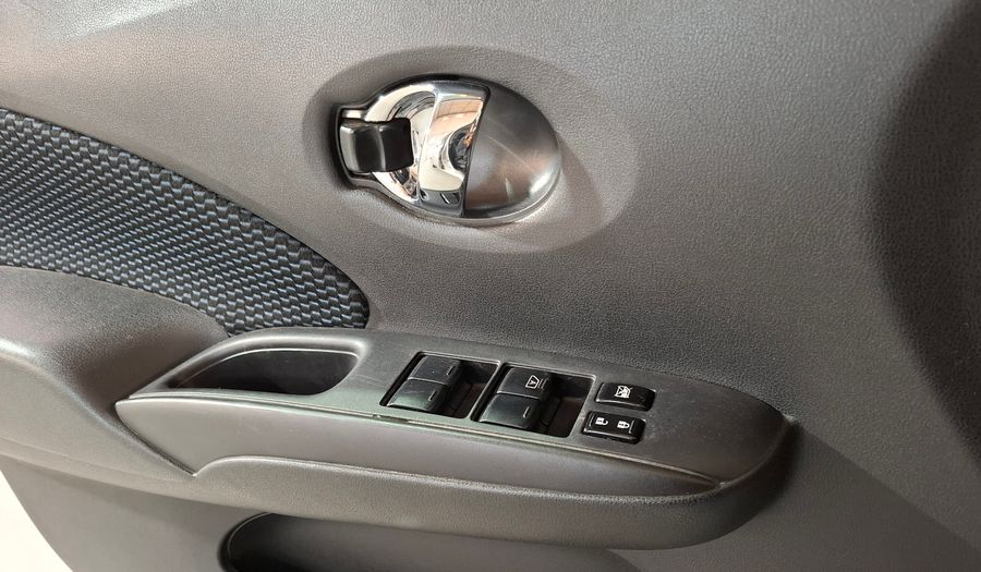 Nissan Note 1.6 EXCLUSIVE CVT Hatchback 2017