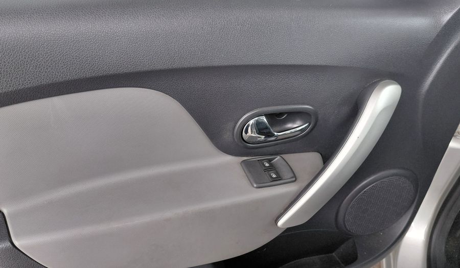 Renault Logan 1.6 EXPRESSION Sedan 2017