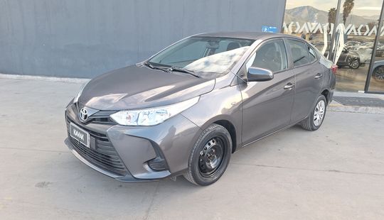 Toyota • Yaris