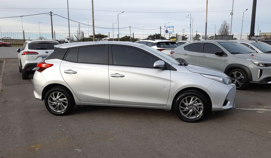 Toyota Yaris 1.5 XLS CVT Hatchback 2022