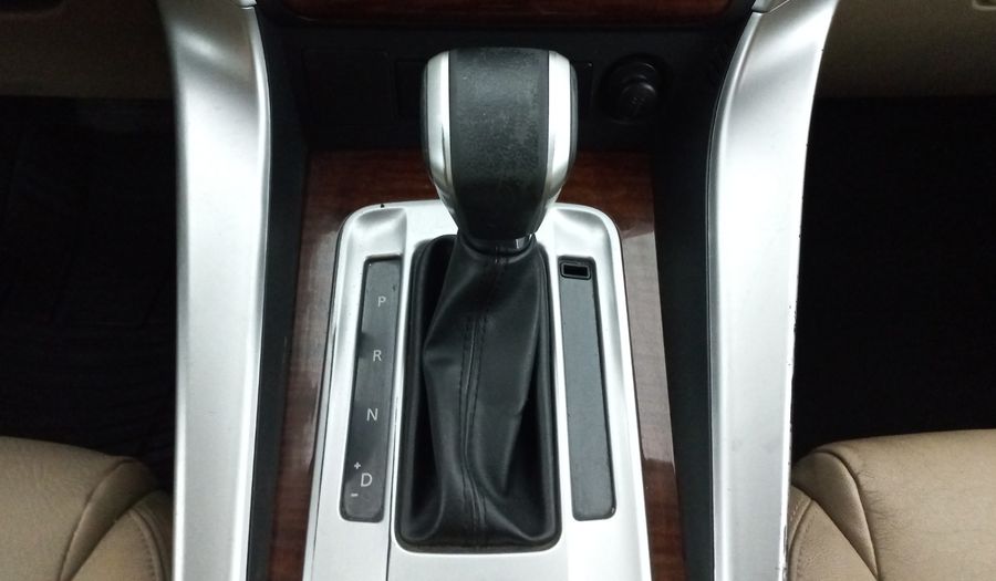 Mitsubishi Montero 3.0 ADVANCE AUTO Suv 2018
