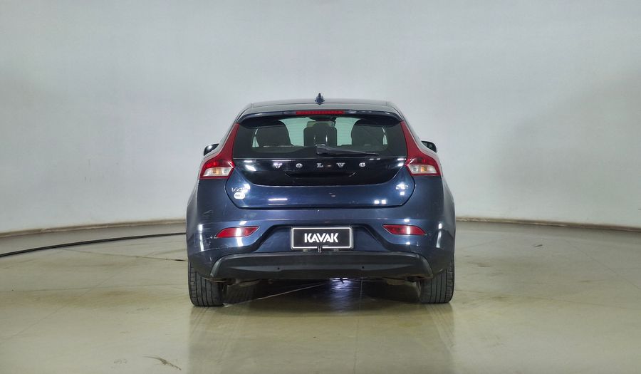 Volvo V40 1.6 D2 COMFORT Hatchback 2015