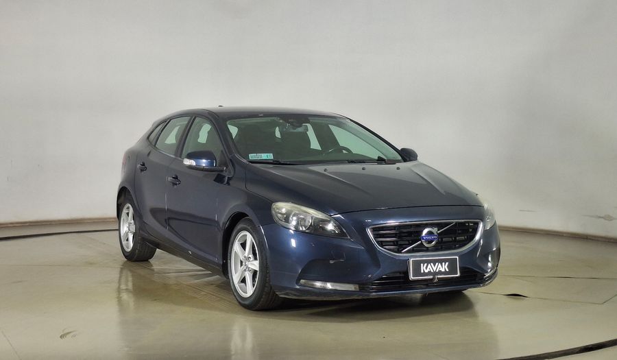 Volvo V40 1.6 D2 COMFORT Hatchback 2015
