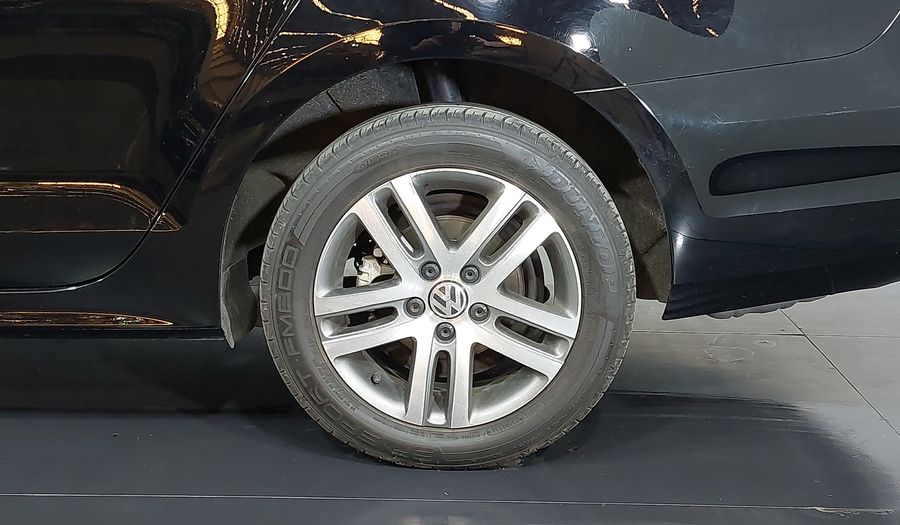 Volkswagen Jetta 1.4 TSI COMFORTLINE TIPTRONIC Sedan 2016