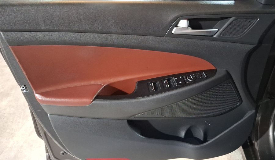 Hyundai Tucson 2.0 LIMITED TECH NAVI AT Suv 2016