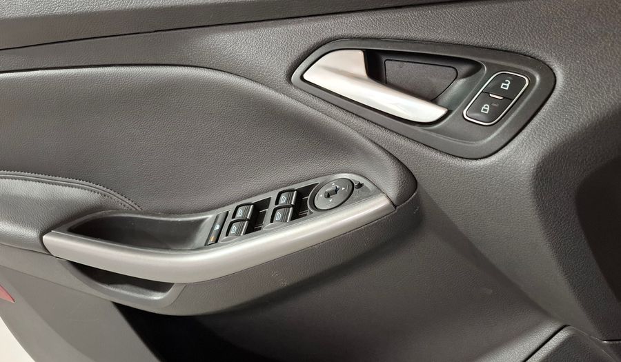 Ford Focus Iii 2.0 SE PLUS AT Hatchback 2018
