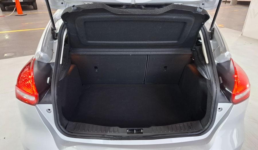 Ford Focus Iii 2.0 SE PLUS AT Hatchback 2018