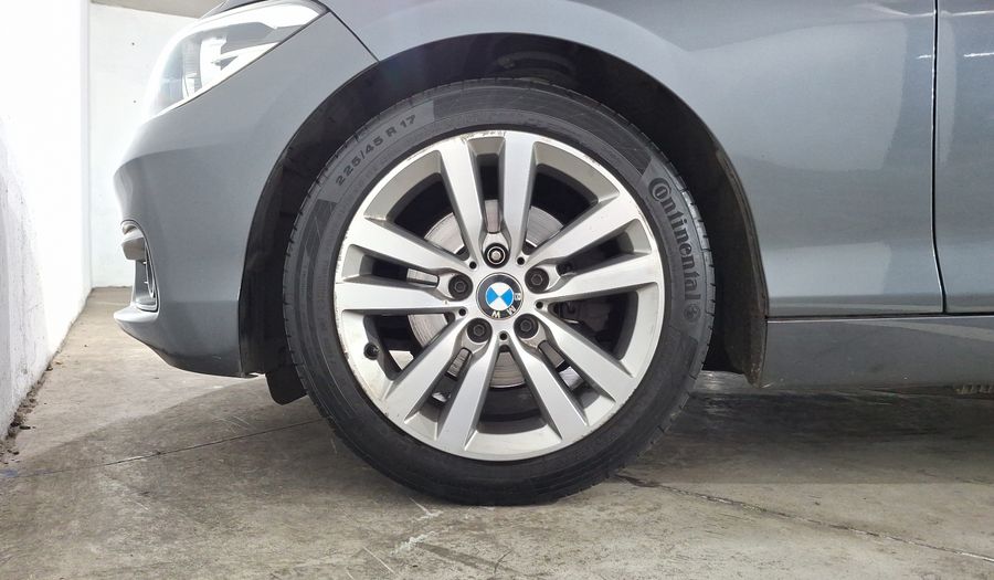 Bmw Serie 1 1.6 120IA URBAN LINE Hatchback 2016