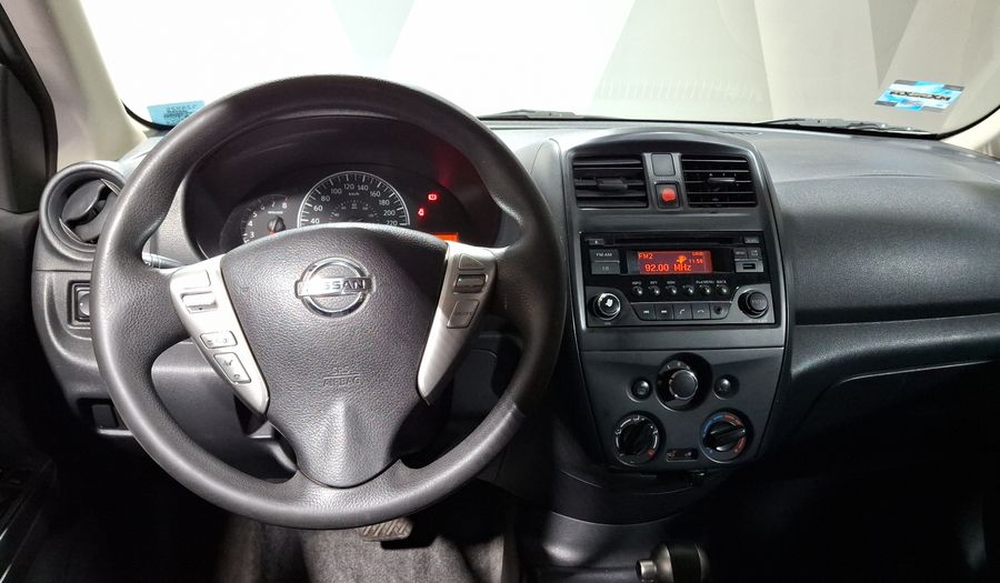 Nissan Versa 1.6 SENSE TA AC Sedan 2016