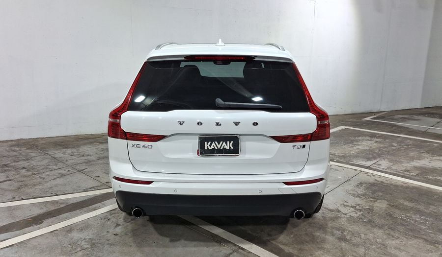 Volvo Xc60 2.0 T5 MOMENTUM AUTO 4WD Suv 2020