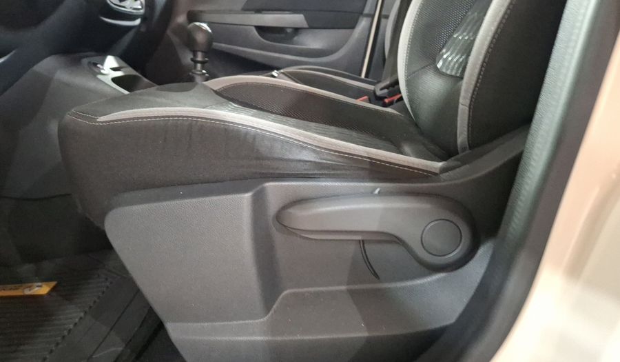 Renault Captur 2.0 INTENS Hatchback 2018