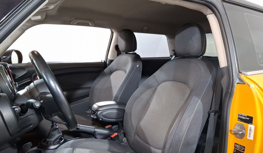 Mini Cooper 1.5 COOPER SALT Hatchback 2015